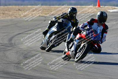 media/Jan-09-2022-SoCal Trackdays (Sun) [[2b1fec8404]]/Turns 9 and 8 (920am)/